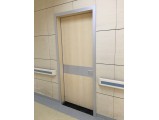 How to choose the right hospital room door