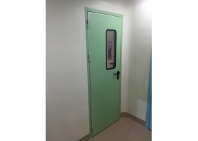 Hermetic hinged swing door