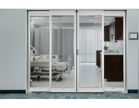 Auto breakout sliding door for ICU CCU room